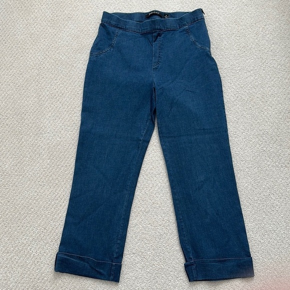 Insight jeans, size 6, medium washed out blue with 2 open back pockets - Picture 1 of 16